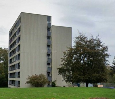 Renovierte und ca. 70 m² große 3-Zimmerwohnung mit Loggia