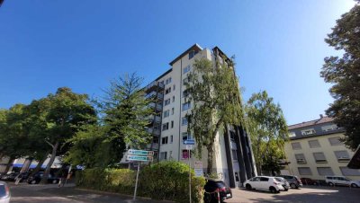 3 Zimmerwohnung mit großem Balkon+ Einbauküche+2 Außenstellplätzen direkt in der Innenstadt von KL