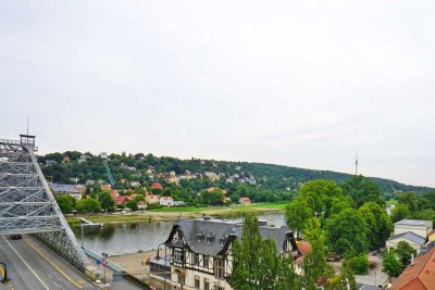 Frisch renoviert am Blauen Wunder