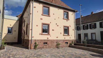 Familienfreundliches, renoviertes Haus mit 5 Zimmer. Provisionsfrei