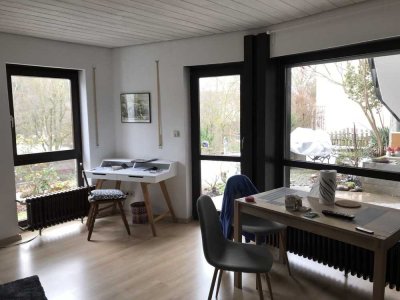 BEFRISTET: Möblierte 2-Zimmer-Wohnung mit Terasse in Randersacker