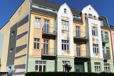 Gut aufgeteilte 2 Zimmerwohnung mit 2 Balkonen und EBK in der Alten Neustadt zu verkaufen