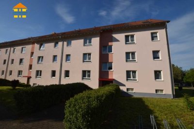 *Tolle MÖGLICHKEIT: Renovierungsbedürftige 2-Raum-Wohnung - Eigennutz / Kapitalanlage*