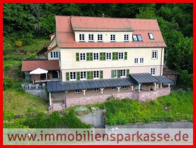 Schwarzwaldhaus im Landhausstil - modernes und urbanes Wohnen!