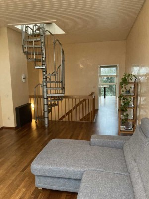 Wohnen mit Charakter: 2-Zimmer-Wohnung in Köln-Rodenkirchen