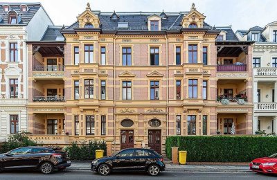 Sonnige 2,5-Zimmerwohnung mit Einbauküche, Wintergarten und Balkon in bester Innenstadtlage!