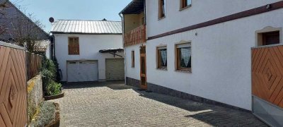 Ideal für eine größere Familie oder Wohnen und Arbeiten auf einem Grundstück