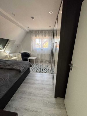 Möblierte 3-Zimmer-Wohnung mit Balkon und kostenlosen Parkplätzen
