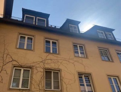 charmante, sanierte 2-Zimmerwohnung in der Altstadt nähe der Burg