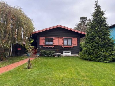 /// TOP Lage - Grundstück zur möglichen Bebauung - derzeit mit EFH in Holzbauweise bebaut in K