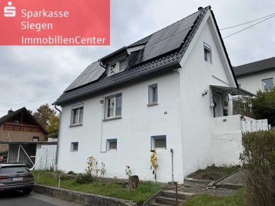 Modernisiertes Einfamilienhaus in Mudersbach * ca. 150 m² Wohn- und Nutzfläche * PV-Anlage!