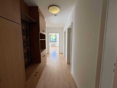 Helle 3-Zimmer-Wohnung mit zwei Balkonen in Stuttgart-Feuerbach – ab nächstem Monat bezugsfertig