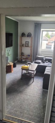 Ansprechende 4 (ggf. 2) -Zimmer-Dachgeschosswohnung in Hambühren