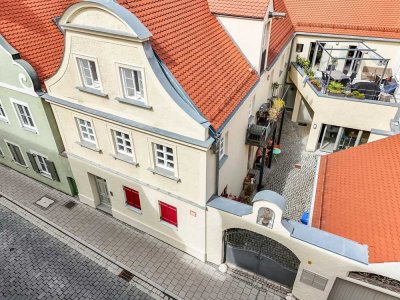 Liebevoll saniertes Denkmalobjekt - Stadtbauernhof mit 4-Wohnungen in der Innenstadt