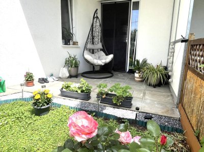 Wartet diese moderne schöne Wohnung mit Terrasse, Garten, Lift und Tiefgarage vielleicht auf Sie?