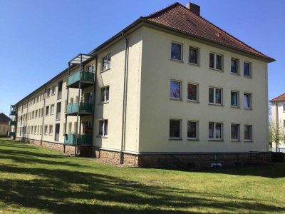 Großzügige Fünf-Raum-Wohnung mit Balkon und Loggia in Gotha!