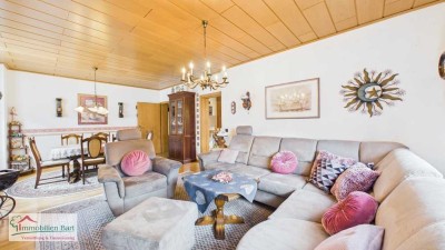 GRENZNÄHE: ZWEIFAMILIENHAUS IN TOP WOHNLAGE!