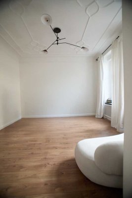 Wunderschöne 3-Zimmer Altbau-Wohnung in zentraler aber ruhiger und schöner Straße von Brühl