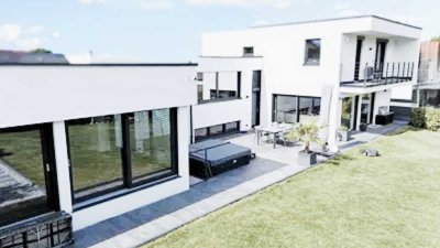 Exklusive Villa in Feldrandlage von Ilsfeld – kernsaniert & sofort bezugsbereit