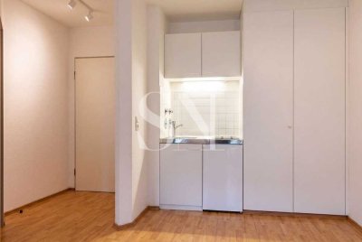 Gepflegtes Apartment mit großer Terrasse, Tiefgaragenstellplatz und ruhiger Gartenlage