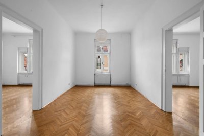 * Schillerplatz: Top 3 Zimmer Altbau - großzügig geschnitten und mit Balkon ins Grüne *