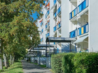 *Ab sofort! - 3 Zimmer-Wohnung mit Balkon und Aufzug*