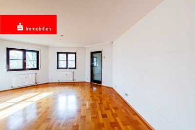 Bad Homburg: Wohnetage mit fünf Zimmern in hübscher Anlage