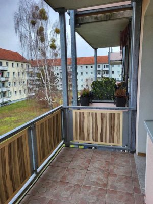 TOP Gelegenheit! 2 Raumwohnung mit Tageslichtbad, Balkon & Aufzug!