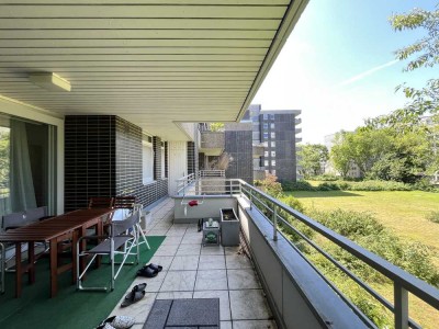 *GERÄUMIGE 5 ZIMMER MIT GROßER TERRASSE* - IN NIEDERKASSEL
