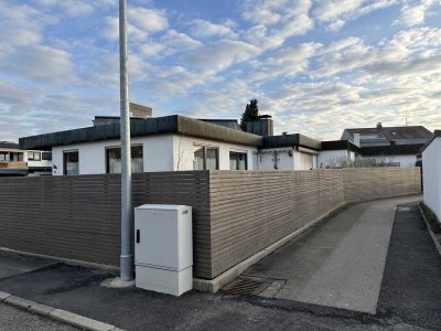 Preiswertes, großes und modernisiertes 7-Zimmer-Haus mit Einbauküche in Fellbach