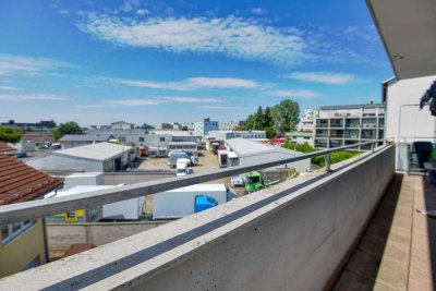 3-4 ZKB mit 2 Balkonen in verkehrsgünstiger Lage an den Toren Ziegelhausens | inkl. Stellplatz