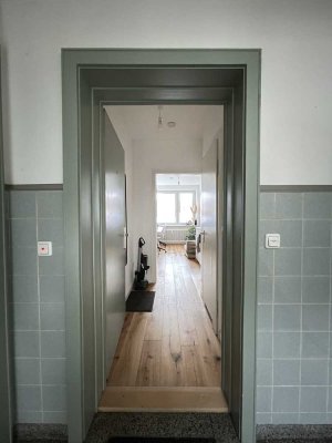 Frisch renovierte 1-Zi. Wohnung / Büro in Alsternähe (City-Lage) ab dem 01.10.25