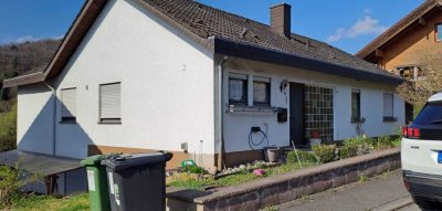 Einfamilienhaus in Waldrohrbach (Bungalowstil)