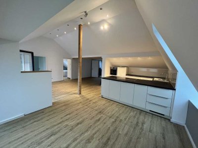 Moderne 2-Zimmer-Dachgeschosswohnung mit großer Südterrasse