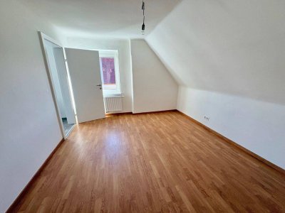 Erstbezug nach Sanierung | 2 Zimmer | Anzengruberweg 12