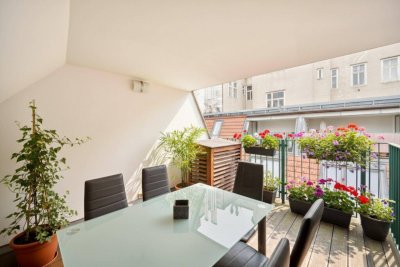 1060 Nähe Naschmarkt! Möbliertes 4-Zimmer DG mit Terrasse!