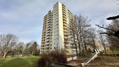 Attraktive und gepflegte 4-Zimmer-Wohnung mit Weitblick – 6. OG in Stuttgart-Bergheim