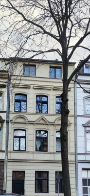 Bezugsfreie renovierte 1-Zimmer-Wohnung in Köln Nippes
