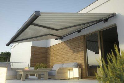 GLAMOUR UND KOMFORT: PENTHOUSE DER EXTRAKLASSE!
NEUBAUPROJEKT!
2 Zimmer