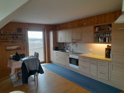 DG- Wohnung mit Balkon in Ergolding