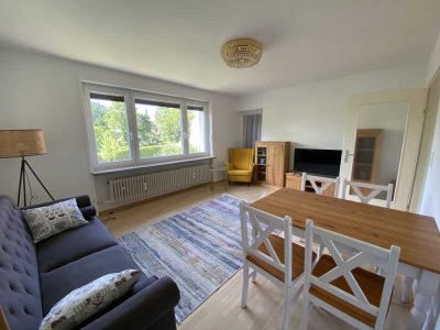 vollständig möblierte 3-Zimmer-Wohnung mit EBK und 2 Balkone in Stockdorf