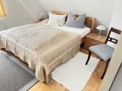 Exklusive, neuwertige 2-Zimmer-Dachgeschosswohnung mit gehobener Innenausstattung in Neuötting