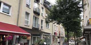 Geschmackvolle, gepflegte 4-Zimmer-Wohnung mit gehobener Innenausstattung mit Balkon in Ratingen