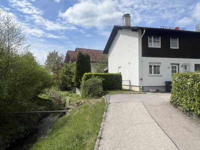 Familiennest direkt an einem idyllischen Bach