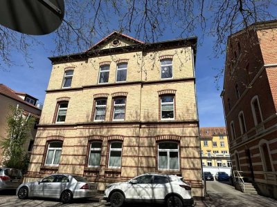 Lichtdurchfluteter Altbautraum - 3-Raum-ETW mit Balkon und Stellplatz
