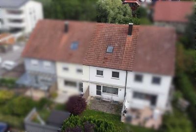 Sonniges Reihenhaus mit separatem Gartengrundstück