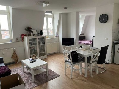 1,5 Zimmer Wohnung mit Küche für Studenten oder Pendler
