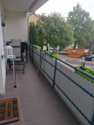 +++ Stadtzentrum: Modernisierte Erdgeschosswohnung mit Balkon, 3 Zimmer, Küche und Bad +++
