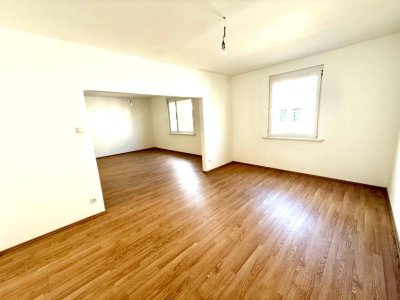FREIE MIETZIENSBILDUNG! NOTVERKAUF! Charmante 3 Zimmer Wohnung,