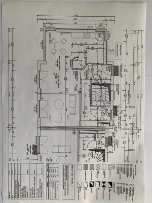 Gepflegtes Einfamilienhaus mit 6,5 Zimmern in Köngen